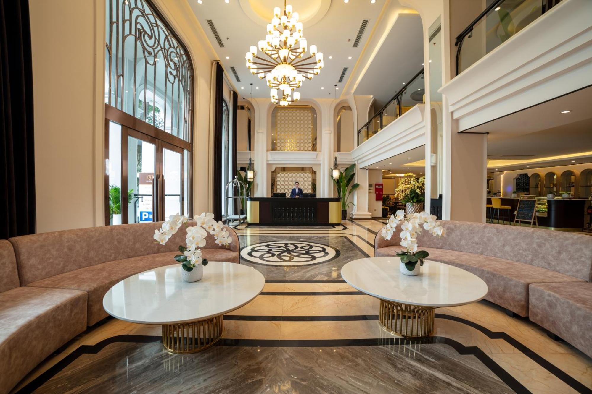 Fte Ba Dinh Hanoi